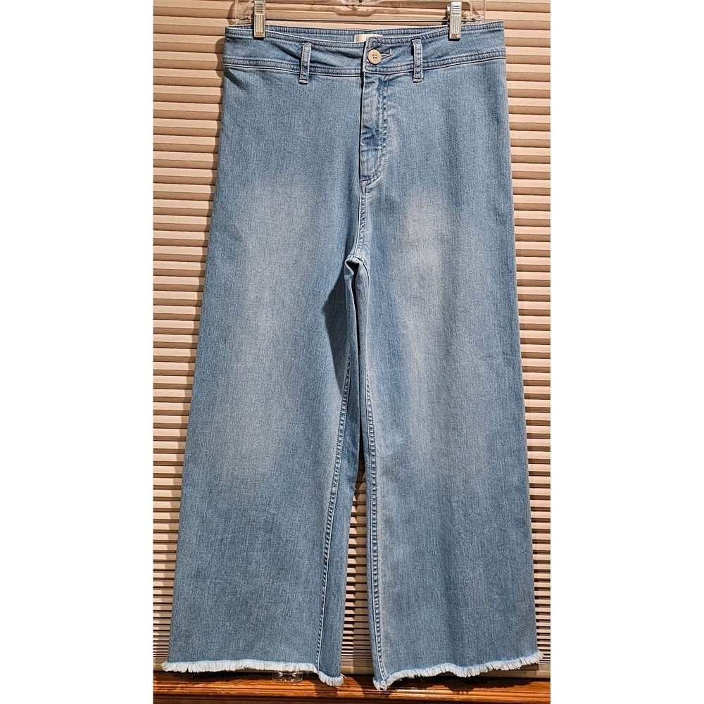 Industry Wide Leg Raw Hem Womens 6‎ High-Rise Light Wash Denim Jeans
